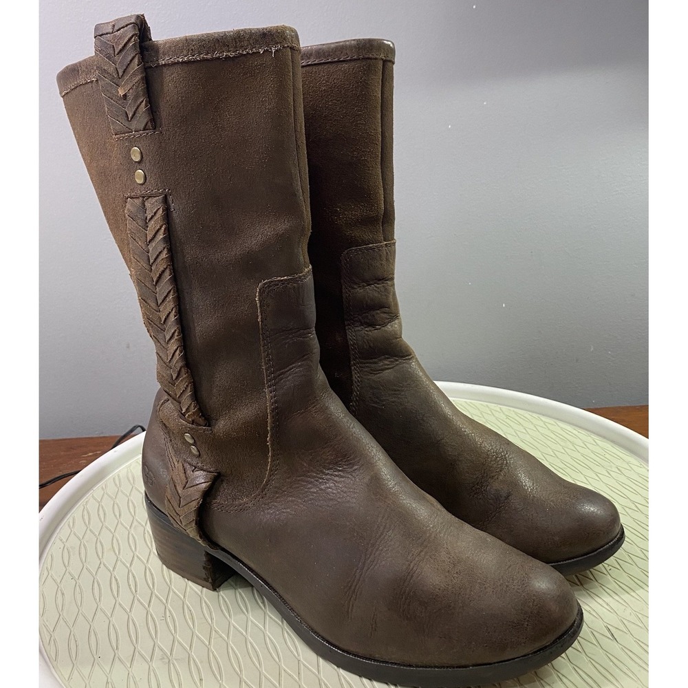 UGG Women's Brown Leather Equestrian Riding Boots Mid-Calf Sheepskin Insole Sz 9